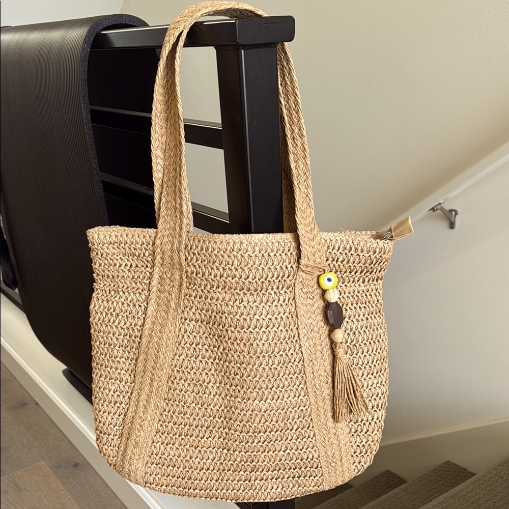 Stylish Tan Woven Raffia Tote Bag